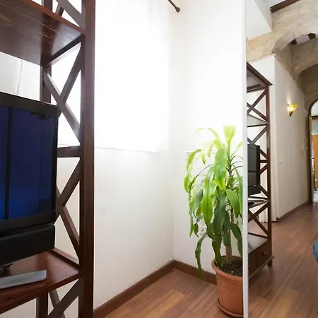 Deluxe Calle Corredera *