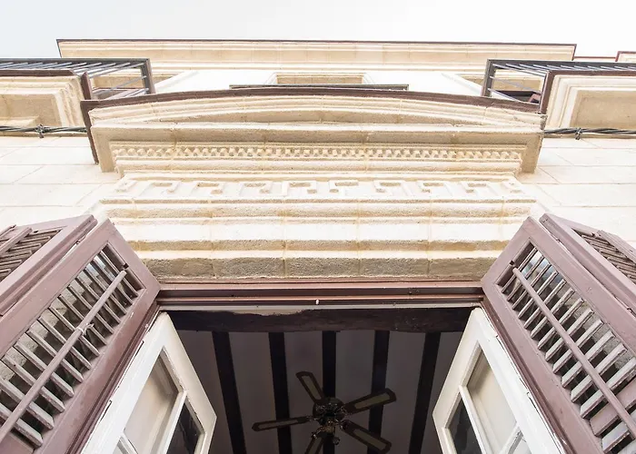 Deluxe Calle Corredera *