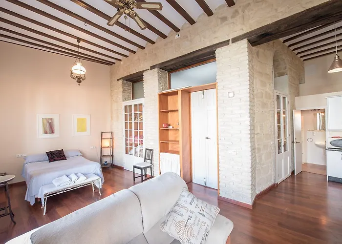 Deluxe Calle Corredera *